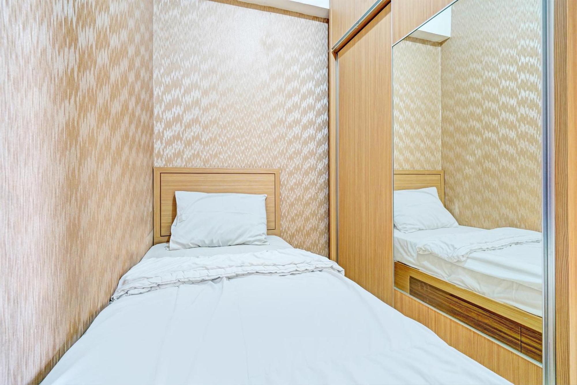 Oyo Life 93170 Apartement Gateway Cicadas By Mr Pro Бандунг Екстериор снимка